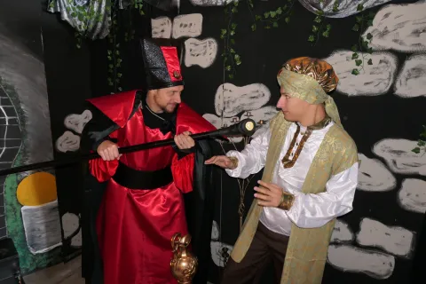 Aladin und der Zauberer (Foto: Zick Zack Pfalzdorf)