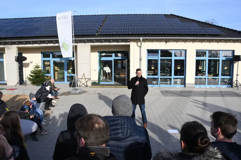 Eröffnung des Erweiterungsgebäudes für das JugendZentrum Astra (Foto: Torsten Matenaers)